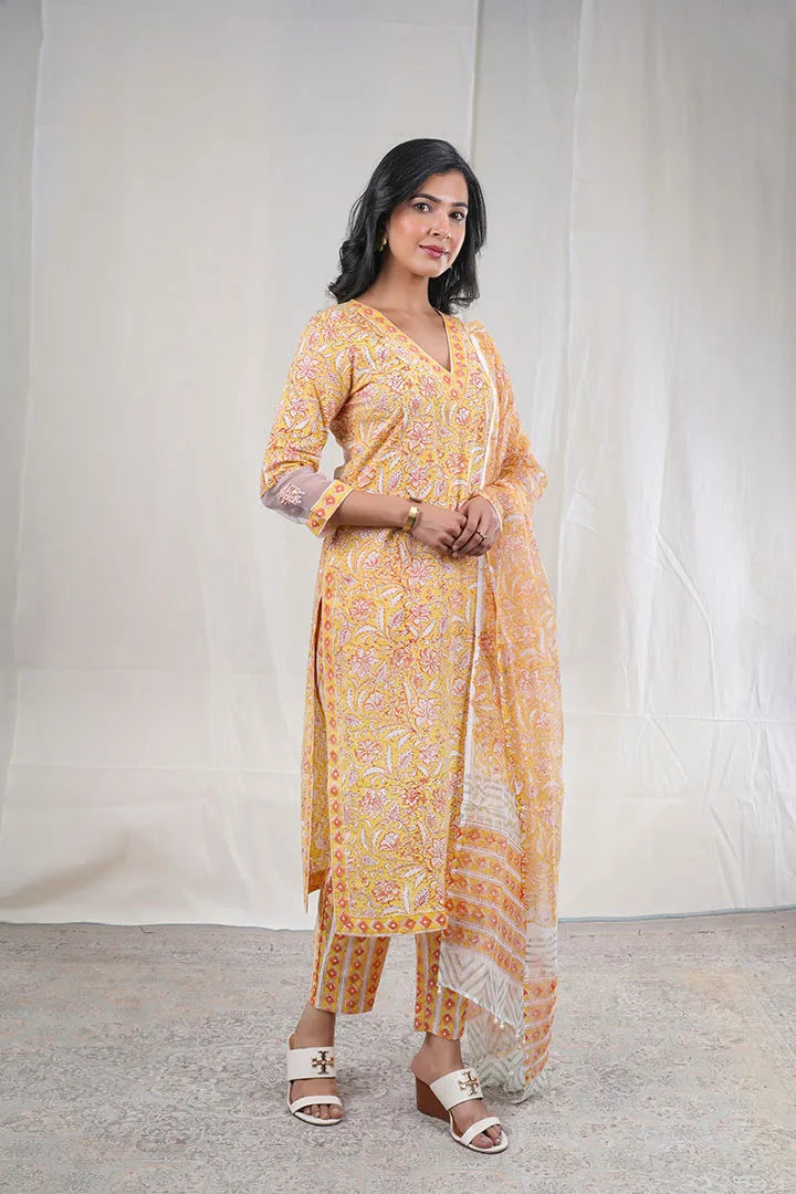 Aarushi – Block Floral Print Premium Cotton 3 Piece Suit Set in Yellow Color, Amba Collection – Ethnic Wear