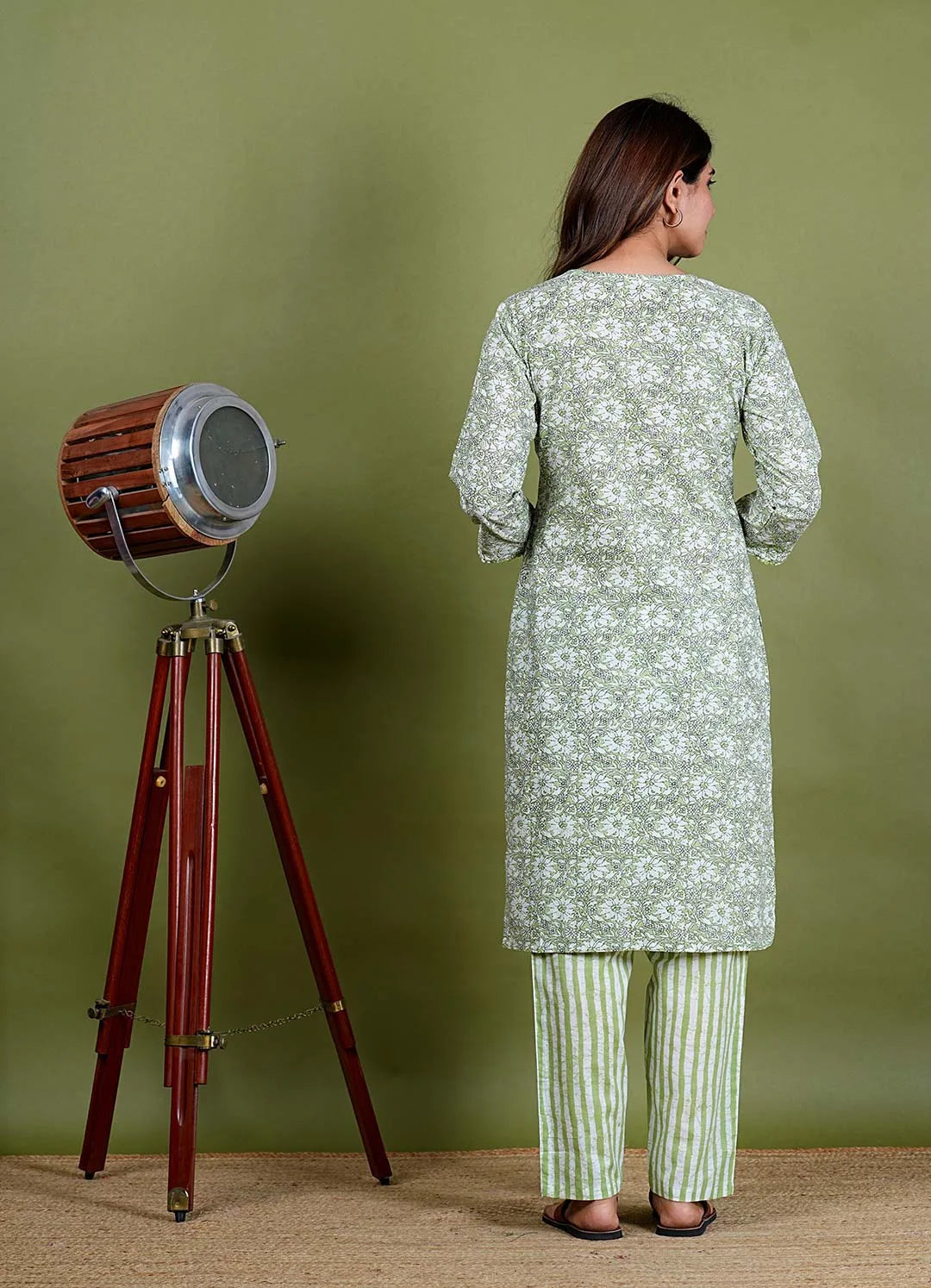 Aadvika – Floral Print Premium Cotton 2 Piece Kurta Set in Green Color, Amba Collection – Ethnic Wear