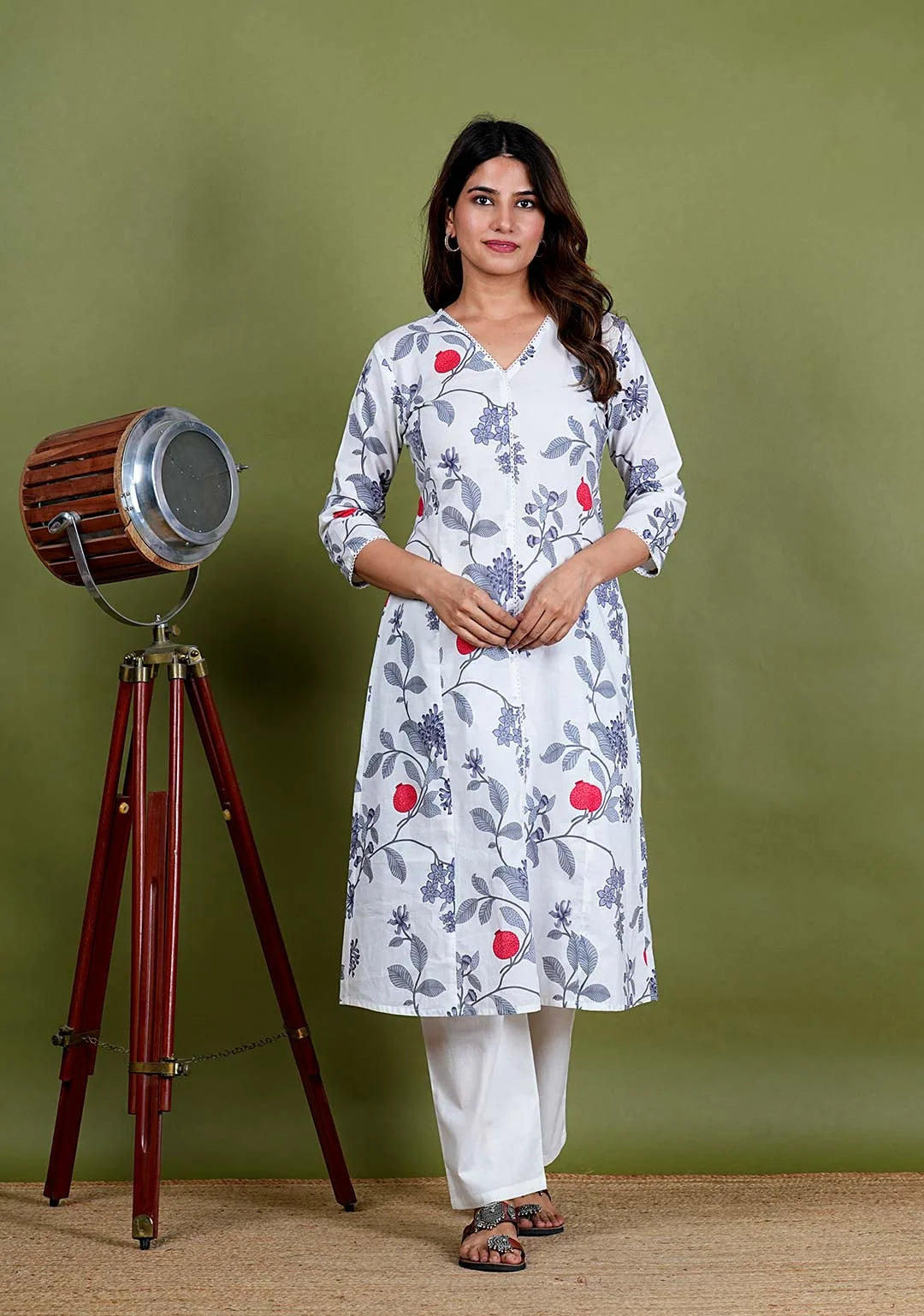 Anika – Floral Print Mul Cotton 2 Piece Kurta Set in White Color, Amba Collection – Ethnic Wear