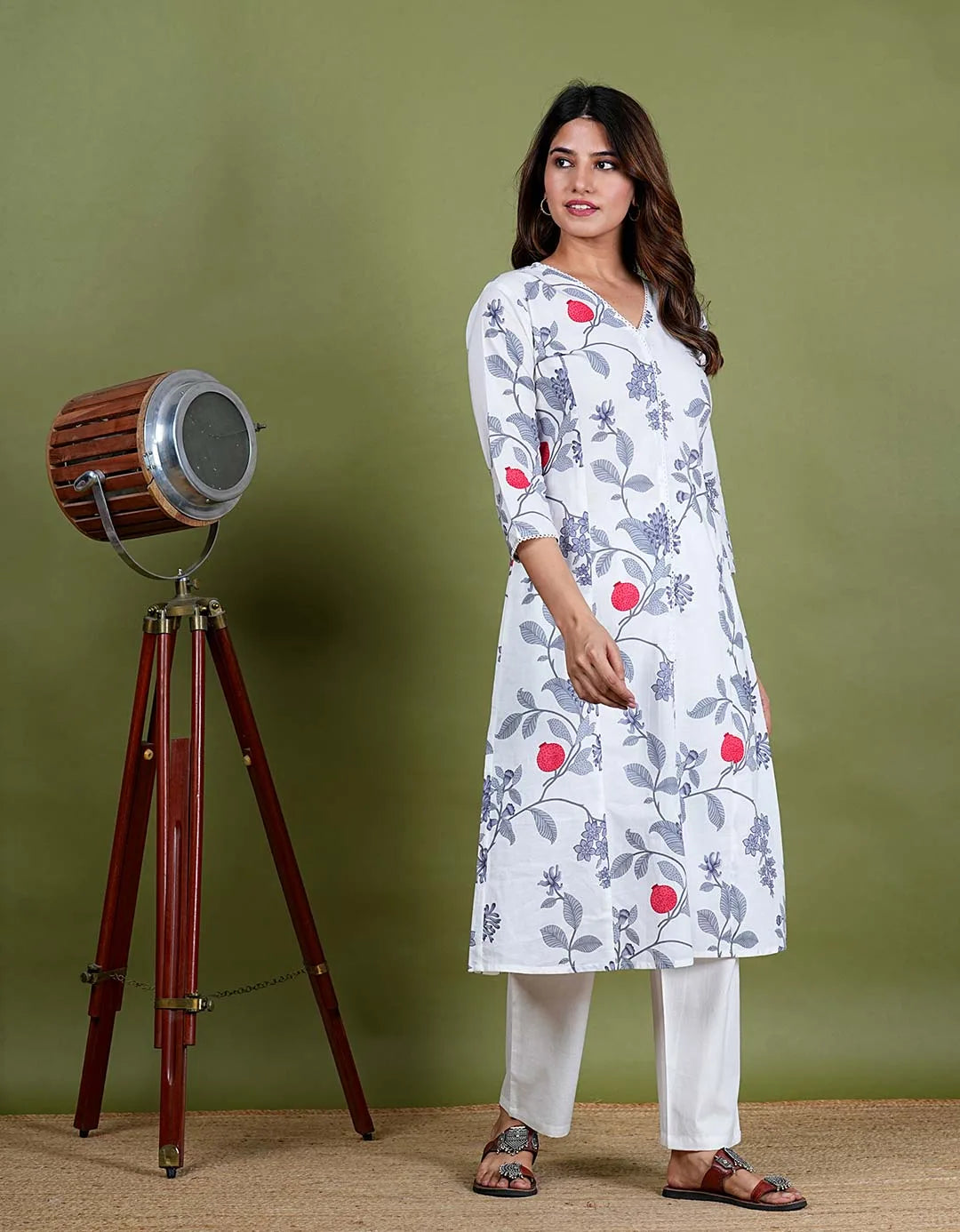 Anika – Floral Print Mul Cotton 2 Piece Kurta Set in White Color, Amba Collection – Ethnic Wear