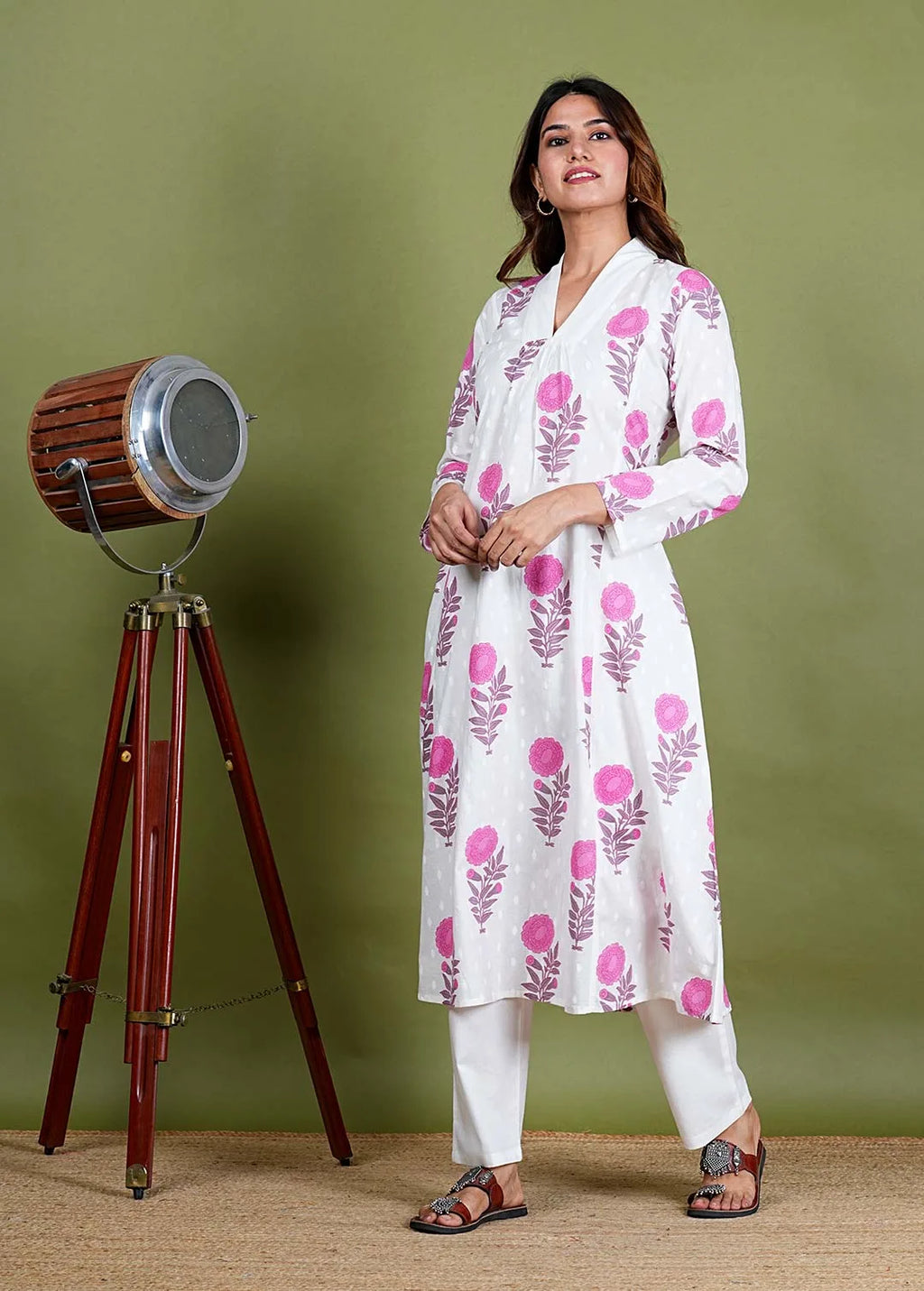 Adhita  - Floral Print Premium Cotton 2 Piece Kurta Set  in White Color, Amba Collection - Ethnic  Wear